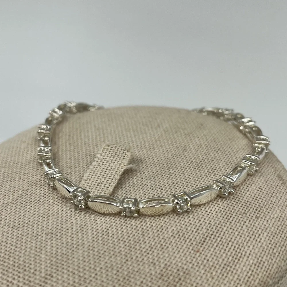 Vintage 7" Sterling Silver Marquise & Round Accent Bracelet - Picture 12 of 16